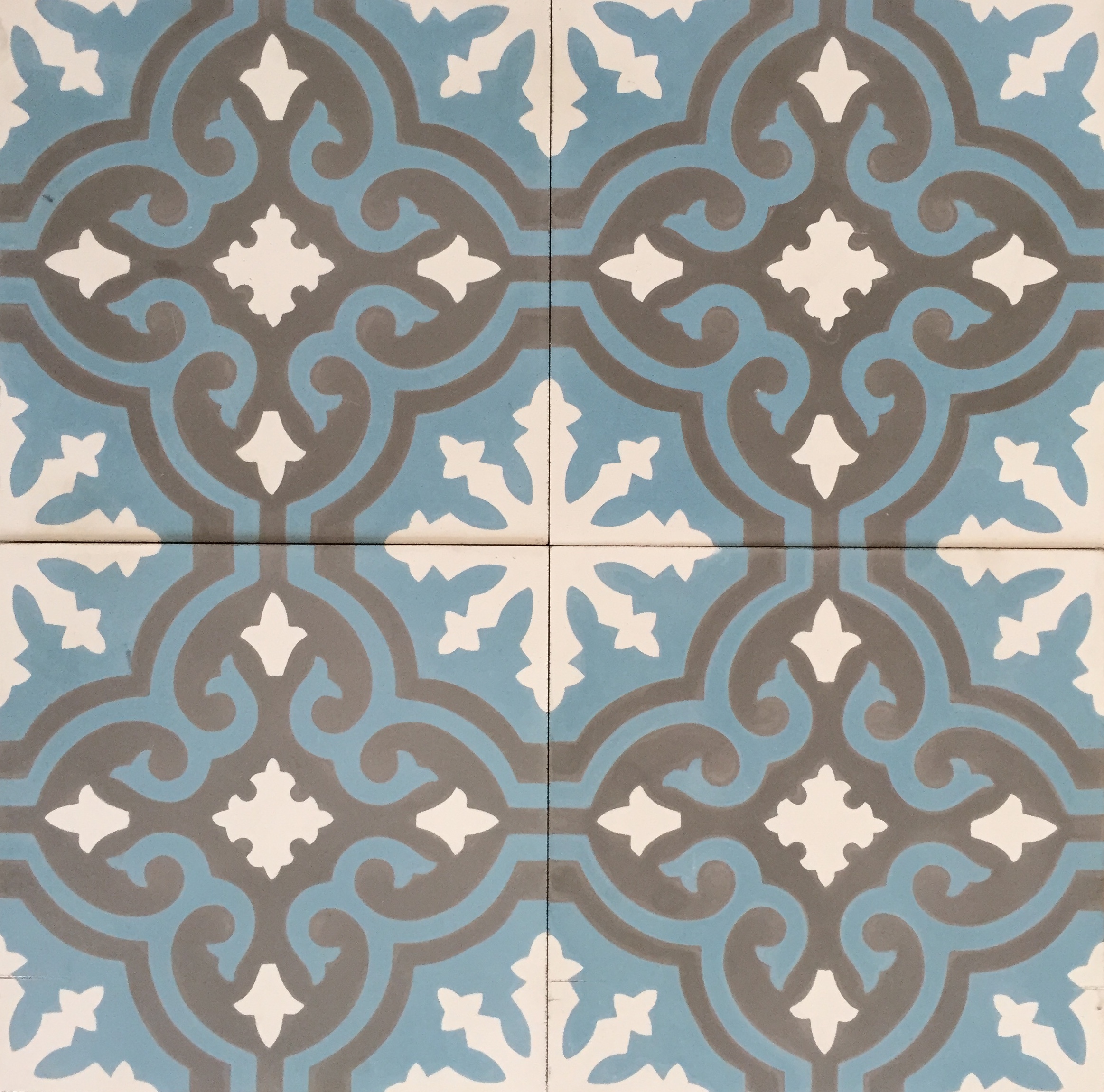 Zementfliesen 3 – Keramik Loft GmbH- Der Fliesenhandel mit 2